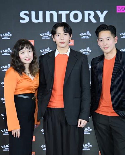 ของเล่นใหม่ของสาวๆ LOOKLIKE.AI : เอไอเปลี่ยนรูปถ่ายคุณเป็นภาพวาดสุดสมจริง ครีเอท Look ใหม่สุดว๊าว!