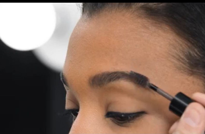 Laura Mercier ผู้บุกเบิกการแต่งหน้าสไตล์ “หน้าสวยใสไร้ที่ติ”