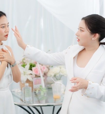 “Jabs-แจ๊บส์” ชวนดับร้อนทันใจ ผิวไบร์ททันที ด้วย 2 ไอเทมมินิสุดคูลแบบพกพา ร้อน เหนอะผิว แค่ไหนก็เอาอยู่